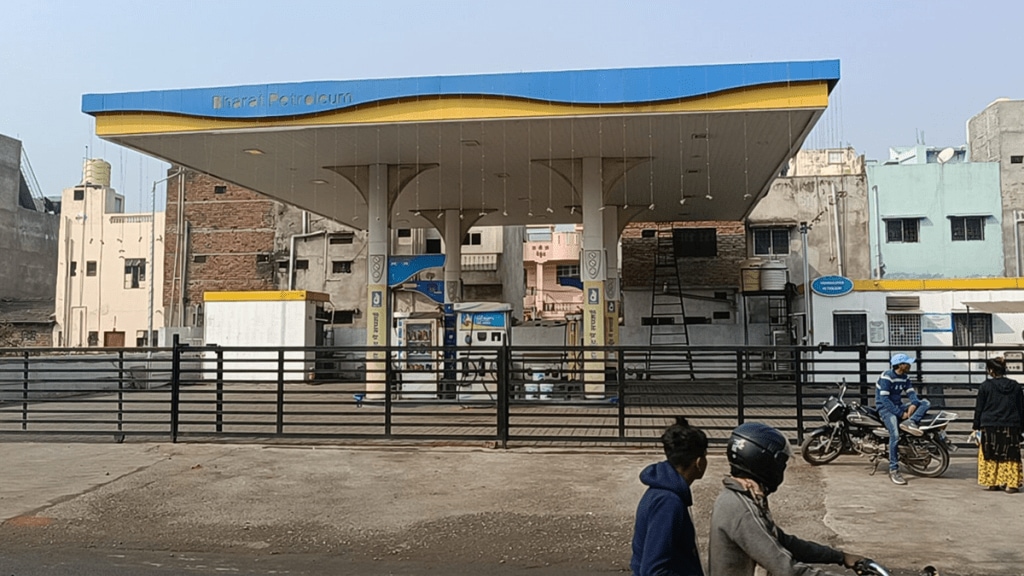 truck drivers agitation no petrol-diesel supply Nagpur many other areas Tuesday