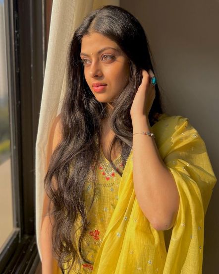 Zanai Bhosle 