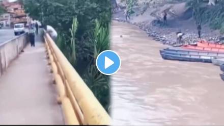 Theft jump in river to save his self from police