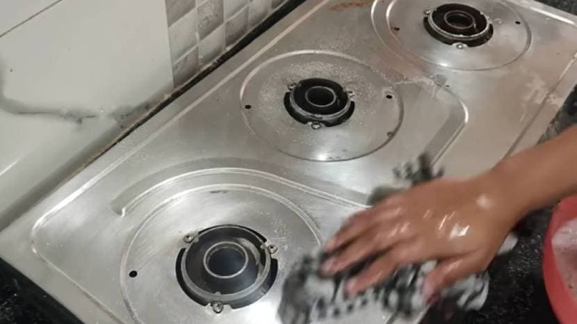 Kitchen Tips In Marathi Salt On Gas Cleaning Tips Kitchen Jugaad