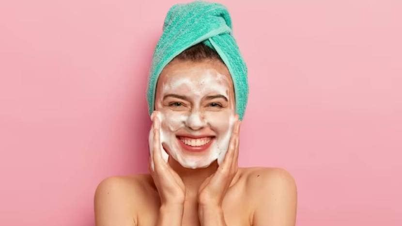 Tomato Honey Curd Lemon Skin Glow Facemask