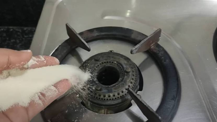 Kitchen Tips In Marathi Salt On Gas Cleaning Tips Kitchen Jugaad