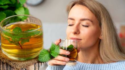How Much Green Tea Should One Drink In A Day?
