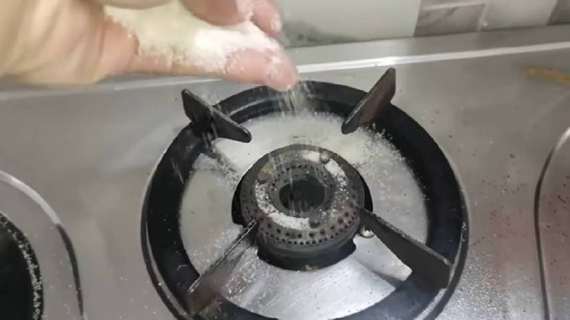 Kitchen Tips In Marathi Salt On Gas Cleaning Tips Kitchen Jugaad