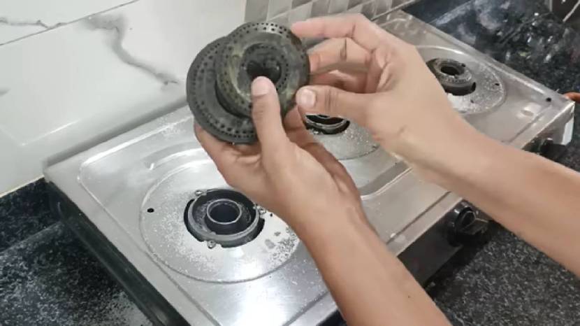 Kitchen Tips In Marathi Salt On Gas Cleaning Tips Kitchen Jugaad