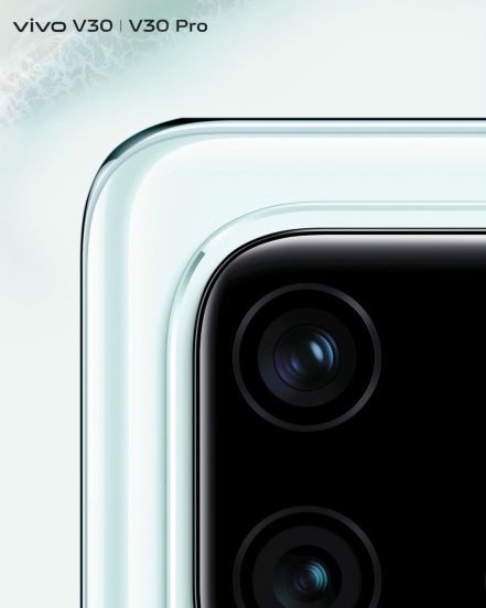 new-launched-smartphones-vivo-and-IQ00 