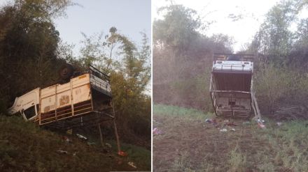Road accident in Dindori