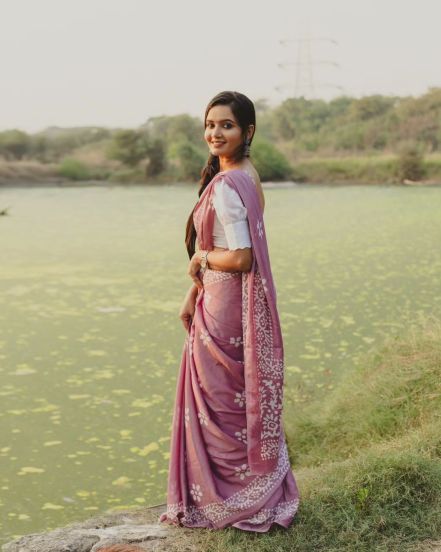 त्यापूर्वी प्रथमेशच्या होणाऱ्या बायकोने सोलो प्री-वेडिंग फोटोशूट केलं; जे सध्या चांगलंच चर्चेत आलं आहे. (फोटो सौजन्य - क्षितिजा घोसाळकर इन्स्टाग्राम)