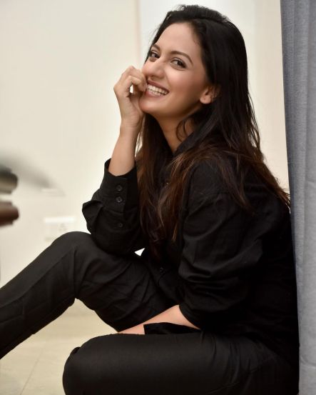Tejashri Pradhan New Photoshoot