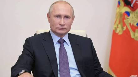 vladimir putin threatens nuclear war vladimir putin threatens nuclear war