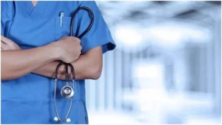 nashik doctor attacked marathi news, doctor money related dispute marathi news, attack on doctor nashik marathi news,