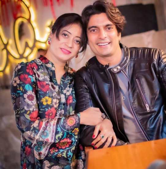 gashmeer mahajani get hints during his father ravindra mahajani death