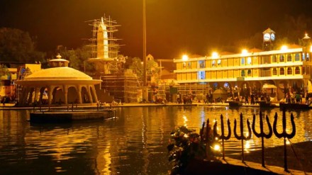 nashik, controversy, godavari aarti, accumulation, financial funds, purohit sangh,