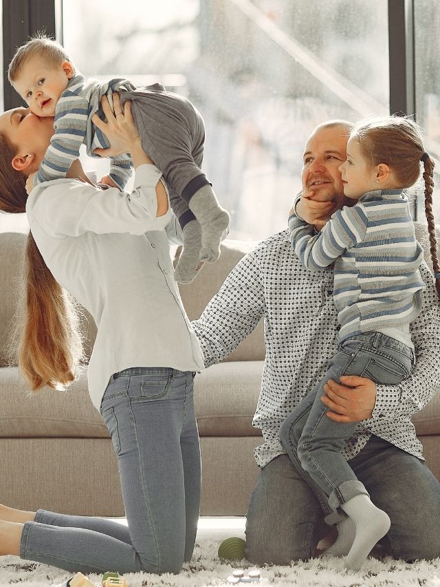 Health Tips 5 to 9 Jobs, Work Life Balance Tips (Canva)