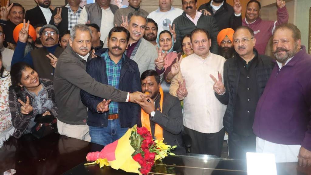 uproar in chandigarh mayor polls bjp wins chandigarh mayor election against aap