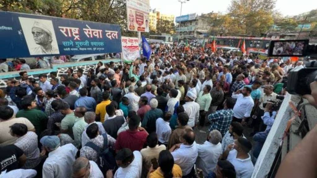 pune nirbhay bano sabha rada bjp opposed nirbhay bano sabha in pune