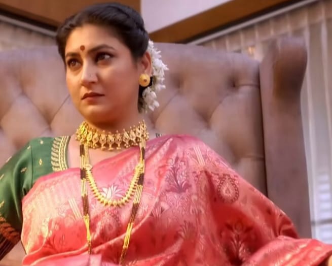 paaru fame actress unique mangalsutra design