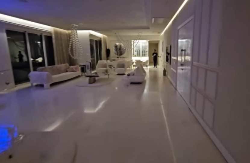 ankita lokhande and vicky jain lavish home in mumbai