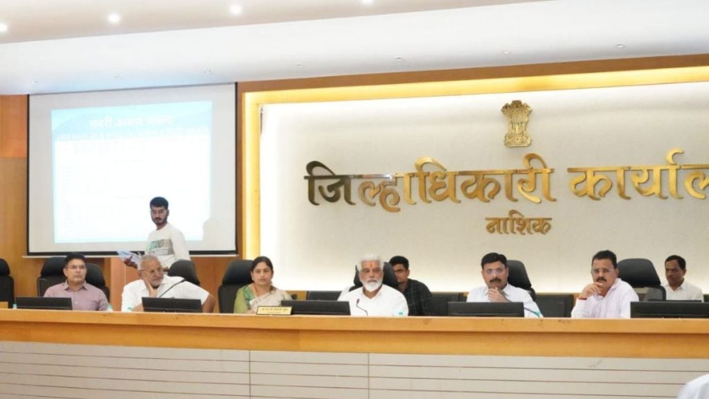 Apathy in water shortage crisis public representatives and officials absent for review meeting