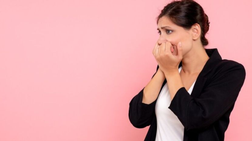 why its impossible to hum while holding your nose