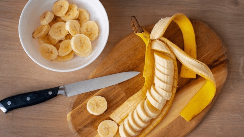  Dont throw away the banana peel 