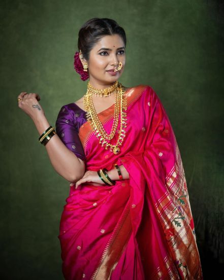 Marathi Actress Pink Saree Look