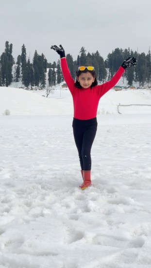 Myra Vaikul Kashmir Vacation