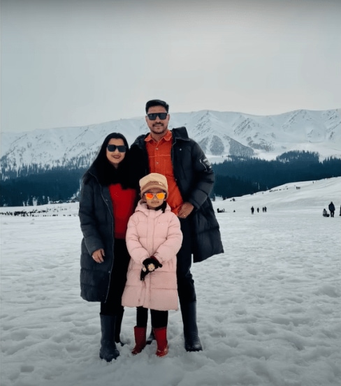 Myra Vaikul Kashmir Vacation