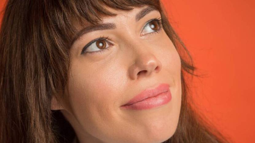 How To Remove Hair From Your Upper Lip Naturally