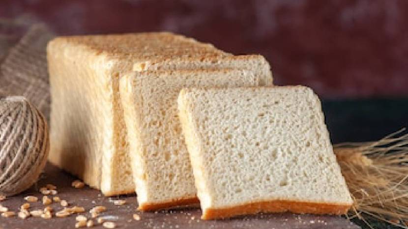 Why You Should Avoid Eating Bread Empty Stomach