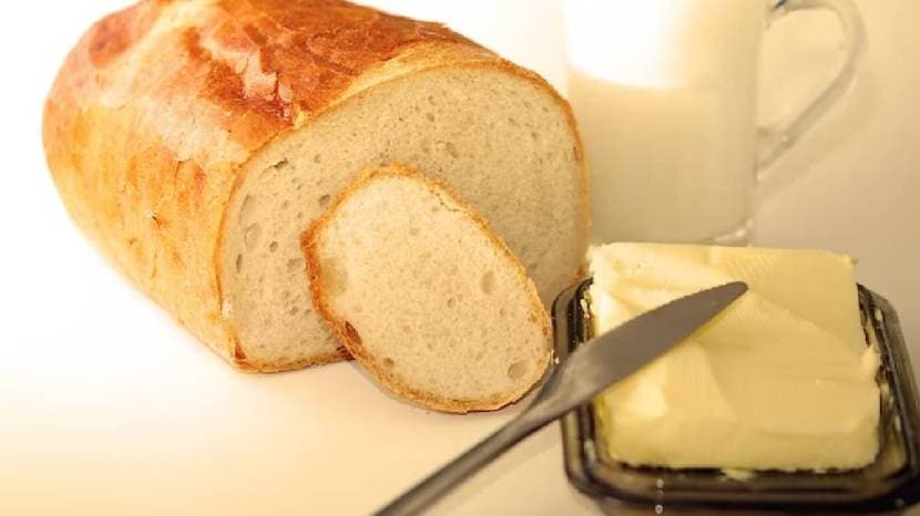 These Six Foods To Pair With Morning Chai are the popular foods eaten with tea see the list 