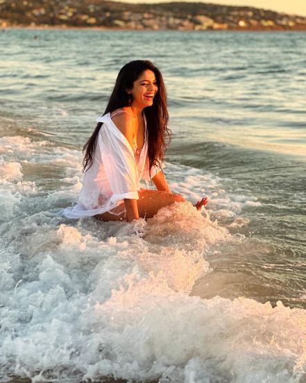 Pooja Sawant HoneyMoon Photos