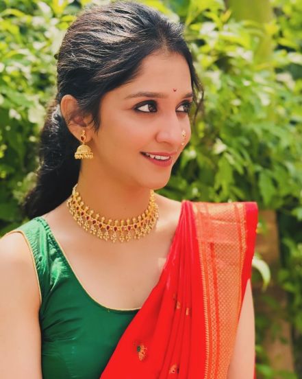 Shivani Sonar Red Paithani Saree