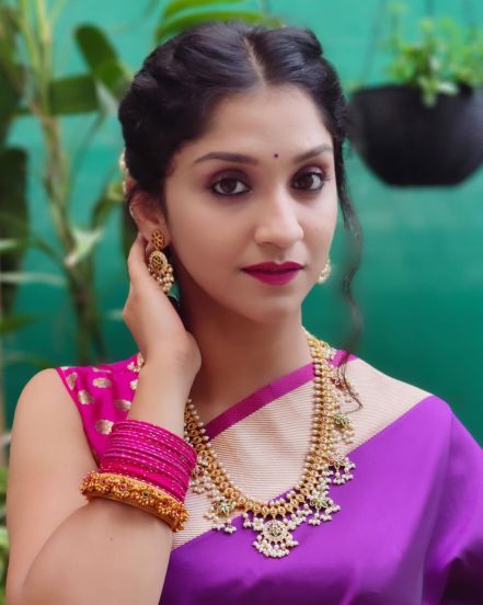Shivani Sonar Red Paithani Saree