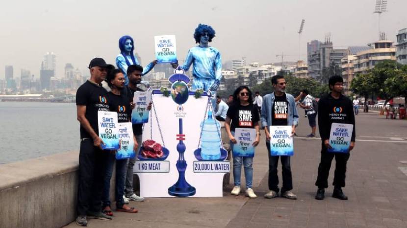 Mumbai News At Marine Drive Jal Devta and Earth Costume Wearing Social Workers Save Water Quotes on World Water Day