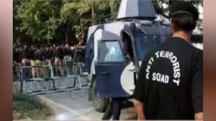 Purchase of bomb materials by robbing ISIS terrorists