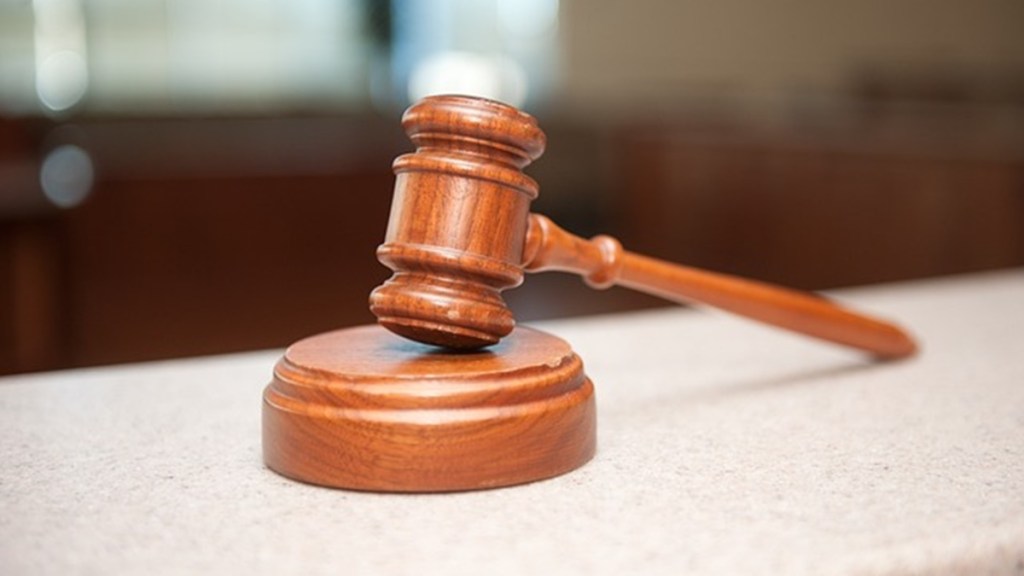 nagpur court, session court, court started at 9 pm,