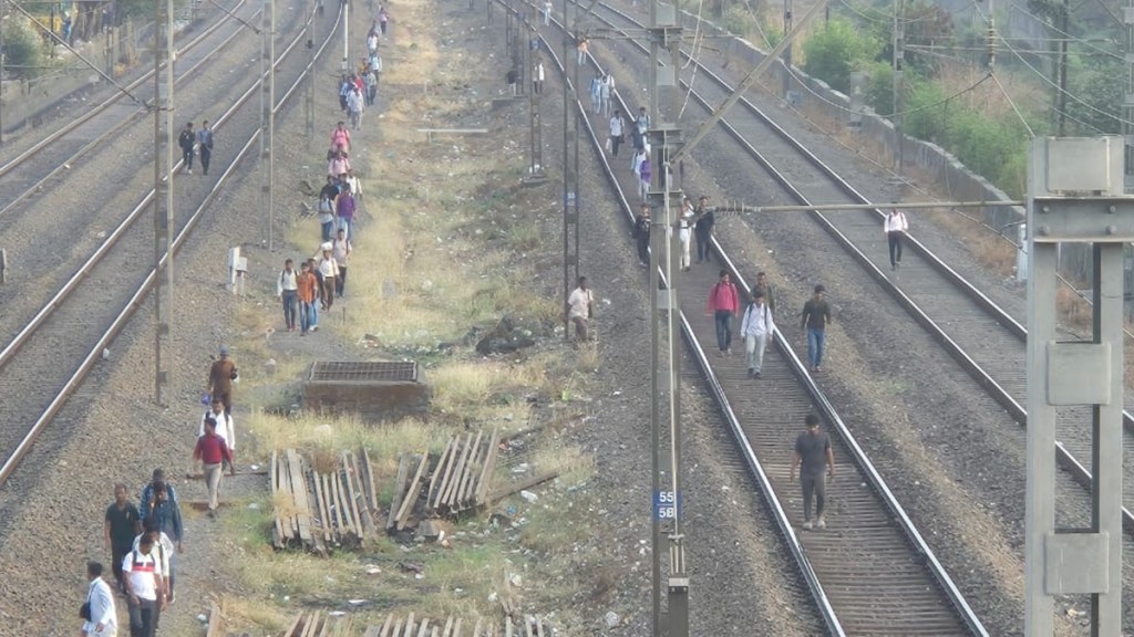 vasai virar train marathi news, vasai virar local train stopped marathi news