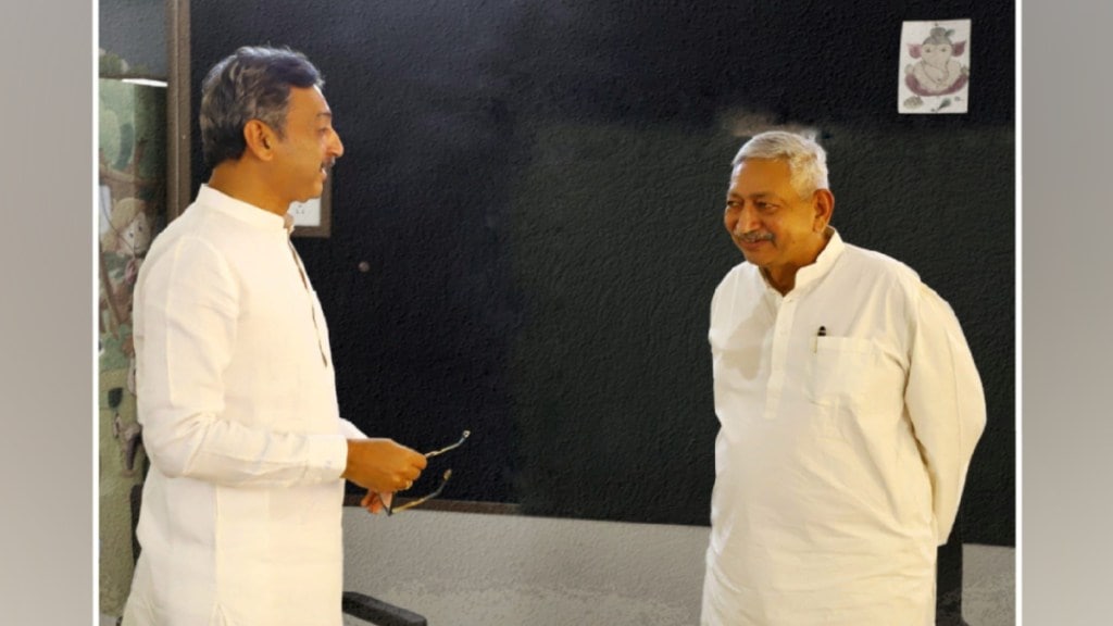 Chhatrapati Sambhaji Raje, Congratulations Father, Chhatrapati shahu maharaj, Kolhapur Lok Sabha Candidate, Social Media Post, maha vikas aghadi, maharshtra politics, Chhatrapati Sambhaji Raje, Congratulations Father, Chhatrapati shahu maharaj, Kolhapur Lok Sabha Candidate, Social Media Post, maha vikas aghadi, maharshtra politics,