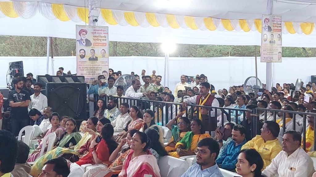 After cm Eknath Shindes speech started citizens demand to Bharat Ratna to Anna Bhau Sathe