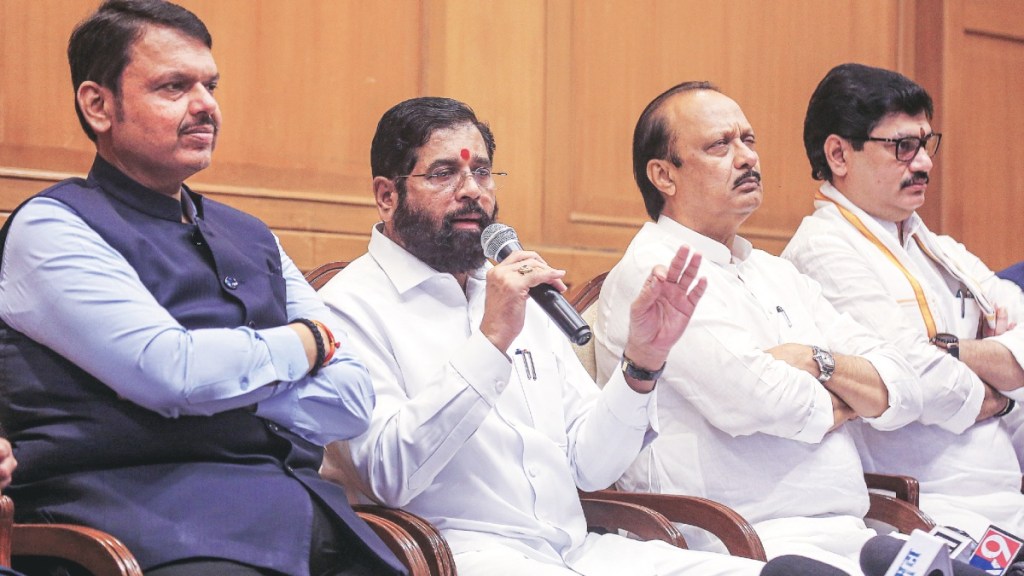 maharastra cabinet to give rs 5000 aid each to performing artistes