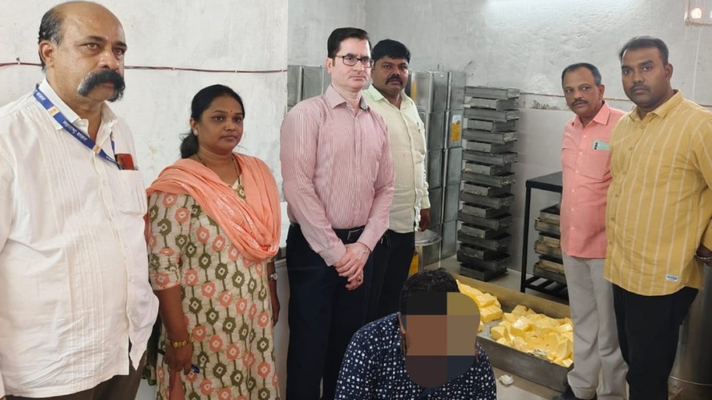 kalyan crime branch destroyed factory making fake butter in the name of amul near dombivli