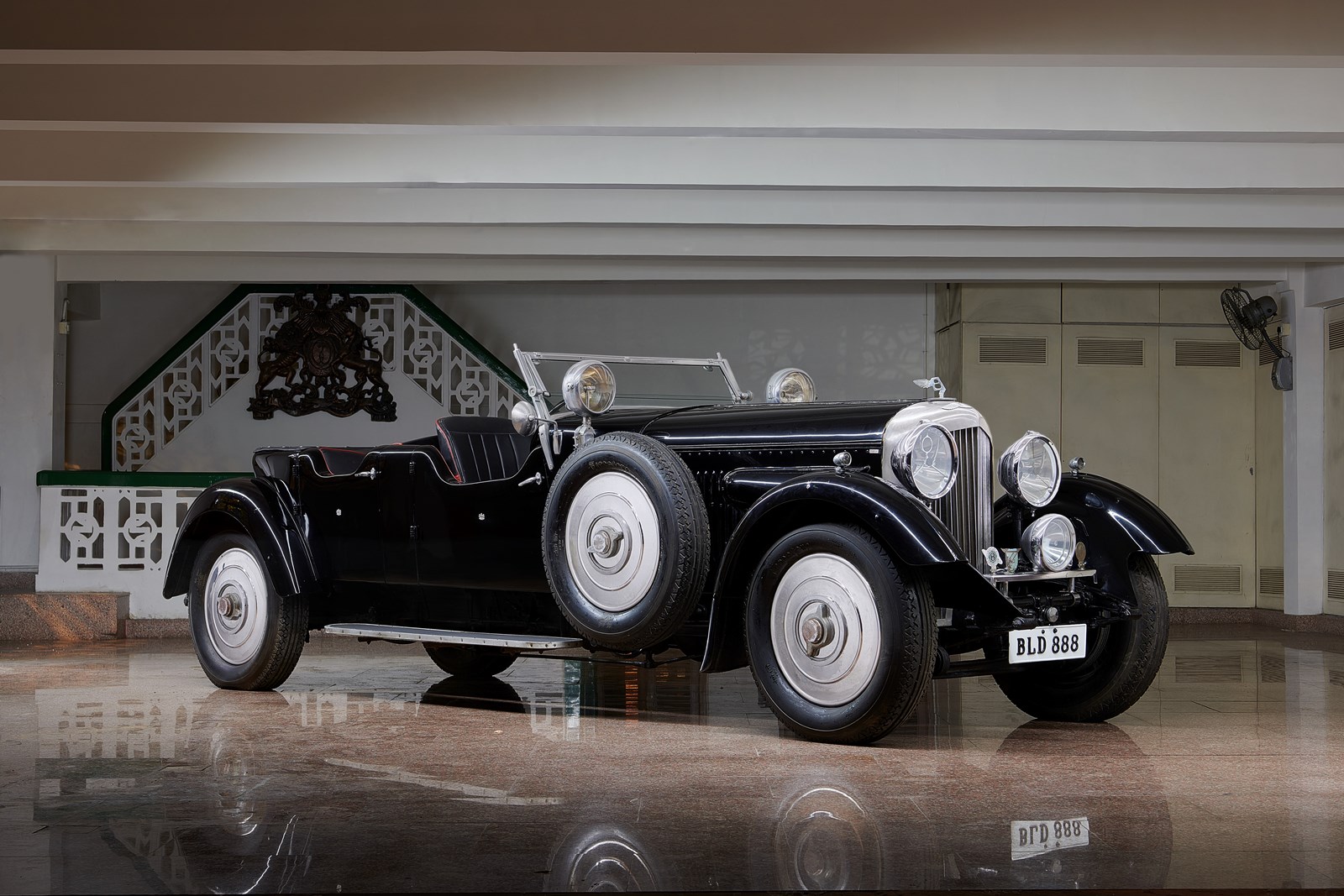 Pranlal Bhogilal historic vehicles, Pranlal Bhogilal collector India, Vintage and Classic Car Club of India (VCCCI) founder, Pranlal Bhogilal Auto World Vintage Car Museum