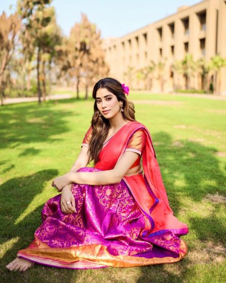 Janhvi kapoor visited tirumala tirupati on her birthday shared her south indian look photos