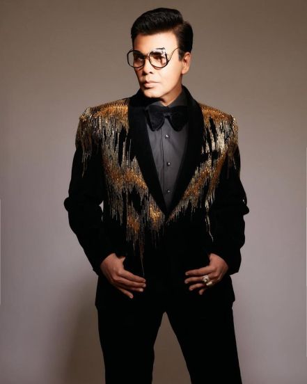 Karan Johar pinkvilla award tiger glasses look photos viral 