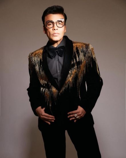 Karan Johar pinkvilla award tiger glasses look photos viral 