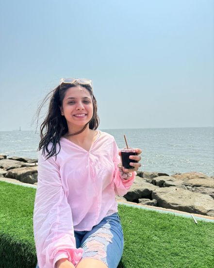 marathi-celebrities-celebreted-holi-2024
