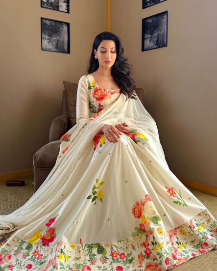 nora-fatehi-traditional-look