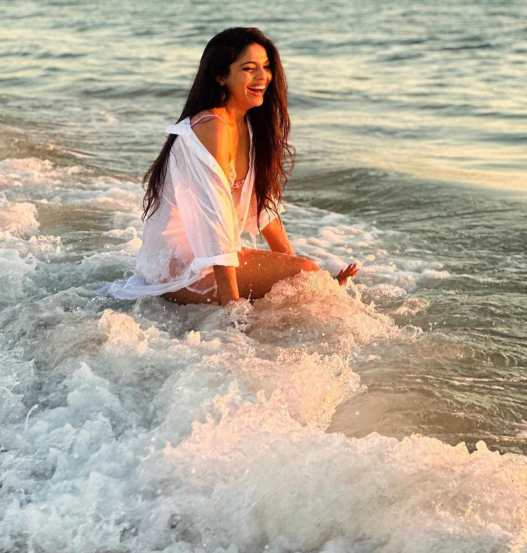 pooja sawant shares holi special photos on social media