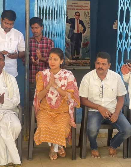 praniti shinde solapur lok sabha candidate _ 3